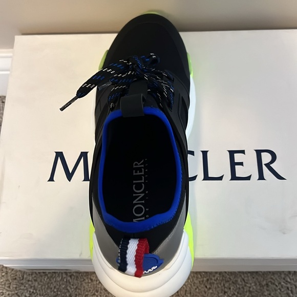 Moncler shoes - Picture 3 of 4